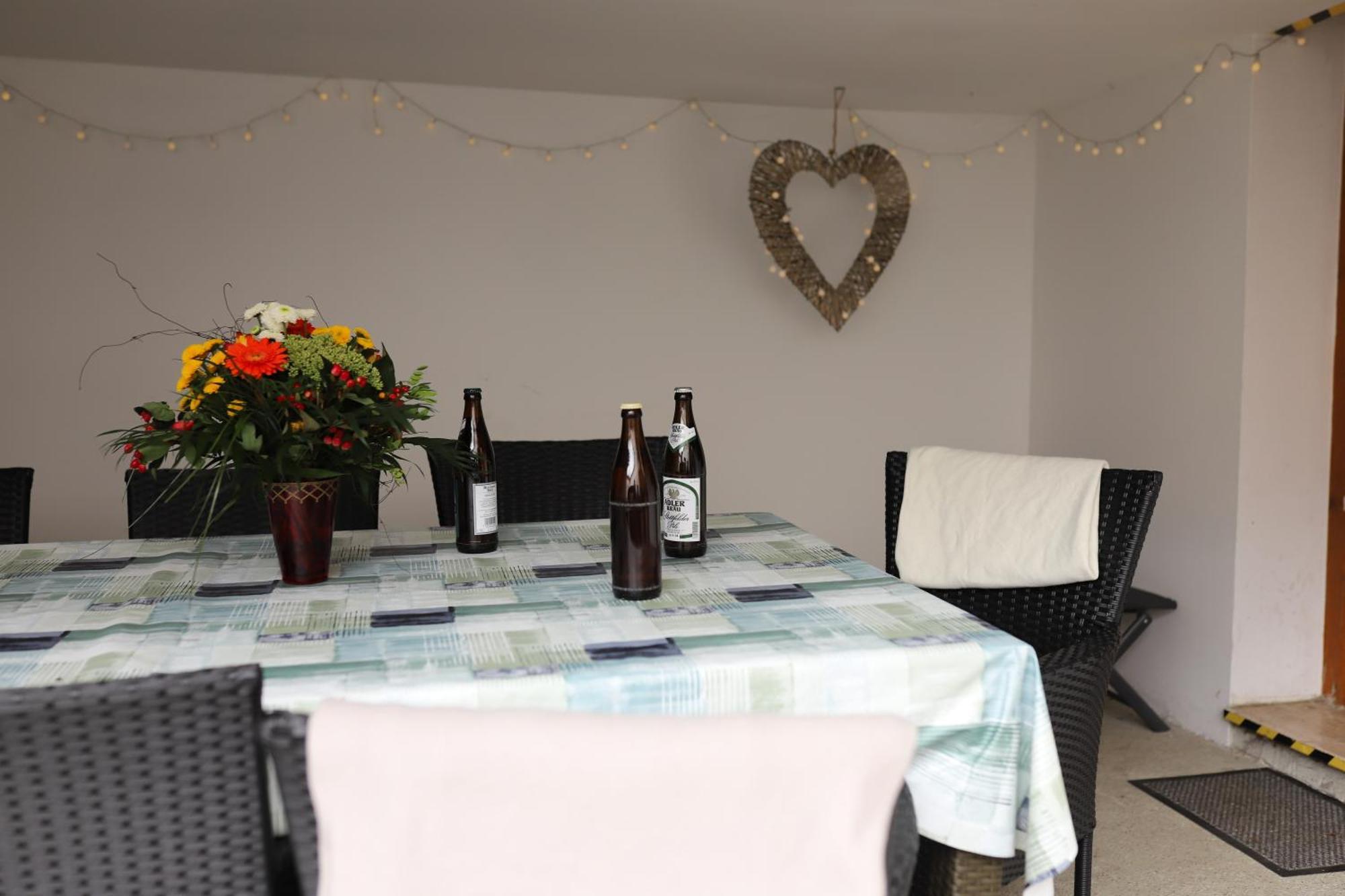 Ferienwohnung Am Herzplatz Memmelsdorf Exterior foto